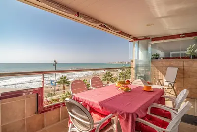 Image de Bel appartement de 2 chambres à.