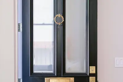 Image de Stunning 3 bedroom flat in charming Berkeley Victorian with Ac, WiFi. Enjoy!