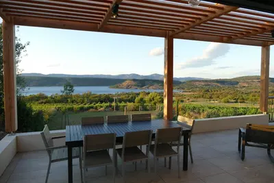Image de Les Terrasses du Salagou - Superbe vue sur le lac