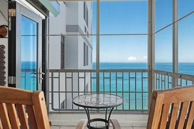 Image de Ocean Edge Villa | Coastal unit with ocean views