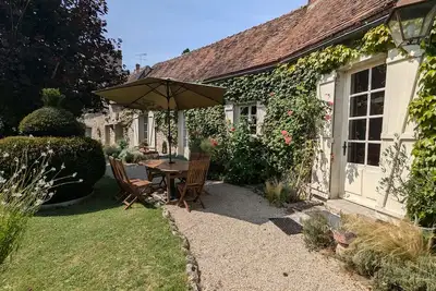 Image de Maison XVIIIe avec jardin privatif - Yèvre le Châtel