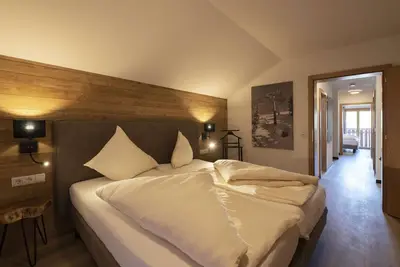 Image de Modern and rustic penthouse apartment 3 Bedrooms 2 Bathrooms