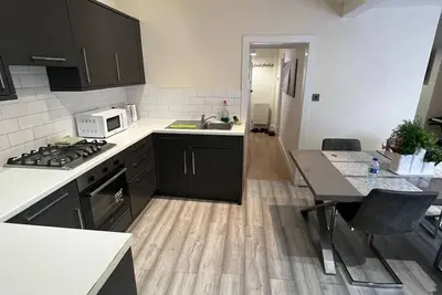 Image de Enjoyable 3-bedroom apartment with Private Garden