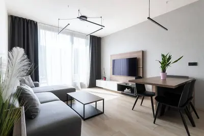 Image de Premium Spacious Top-Floor with A/C, 𝗙𝗿𝗲𝗲 𝗣𝗮𝗿𝗸𝗶𝗻𝗴, 200Mb WiFi