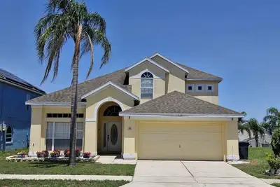 Image de \" The Palms \" at Lake Davenport