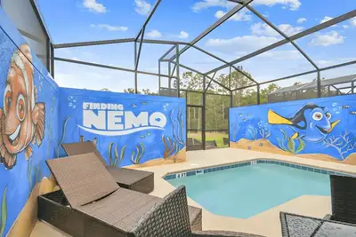 Image de 5br/4ba Luxury Home *Resort Access*