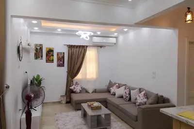 Image de Charming 2-bedroom apartment in Garden October with Ac, WiFi, behind pyramids