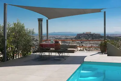 Image de Swim with a 360° View in the Centre of Athens