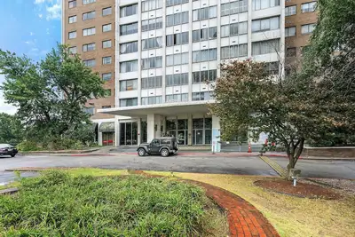 Image de New 2 Bedrooms Rise Condo Downtown Atlanta