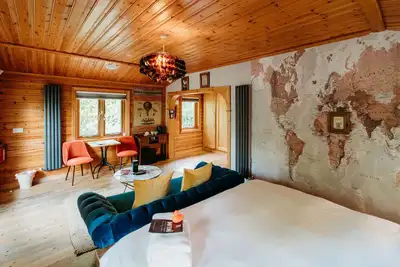 Image de Blissful Corner Lodge Great Ayton Yorkshire - sleeps 2 guests with breakfast included