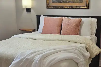 Image de Charming 2-bedroom cottage with Ac, WiFi in welcoming Kyle