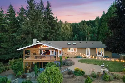 Image de New! Hidden Haven ~ A Luxury Wine Country Retreat