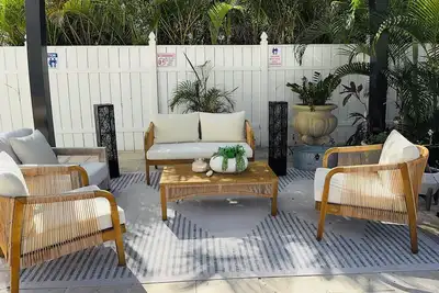 Image de Luxury Escapes Home with Heated Pool & Spa Near Img and Siesta Key Beach.