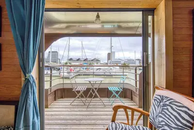 Image de Appartement 'Suites 1900 Et Art Deco' avec vue sur lac, Wi-Fi et climatisation