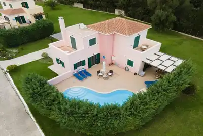 Image de Appartement 'Sami Beach Villas Fedra' avec piscine privée, Wi-Fi et climatisation