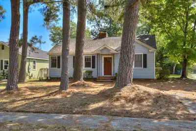 Image de Charming 3-bedroom house in marvelous Augusta with Ac, WiFi, across from Lake