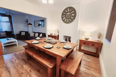 Image de Beautiful 4br Home near Chester Racecourse