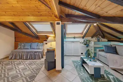 Image de Appartement 'Mansarda Sotto Le Stelle' avec vue sur mer, Wi-Fi et climatisation