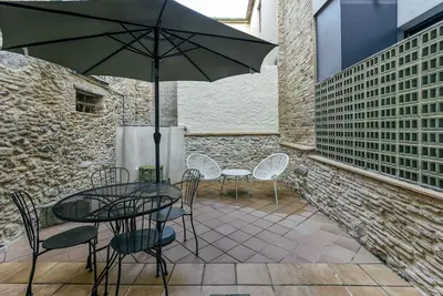 Appartement 'Apartaments Can Gibert - Palleret' avec terrasse privée et Wi-Fi