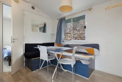 Image de Mobile Home 'Stella Alpina' avec vue sur le lac, Wi-Fi et climatisation