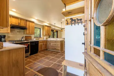 Image de White Cliff Chateau: Peaceful Valley, Stunning Views, 10 minutes to Durango.