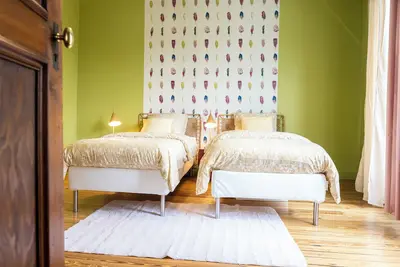 Image de Le Maginot 75m2 - 2 Chambres-Centre Ville- Nouvelle Ville - 2 à 4 Personnes -