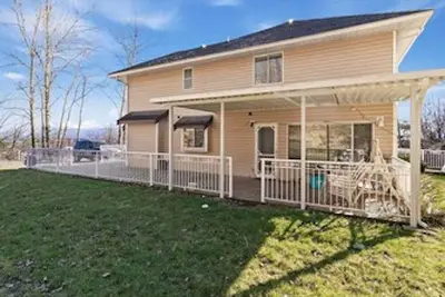 Image de Cozy Home with a View Large Lot