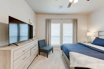 Image de Brand New 4 Bedroom House with 5 Beds in Troy