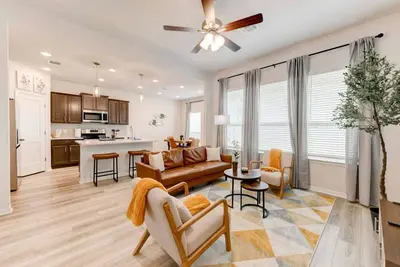 Image de Spacious Modern 5 beds House in Troy