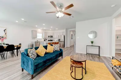 Image de Spacious South Temple Home with 5 Bed