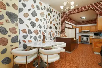 Image de Magnificent 4br in Downtown Mont-Royal