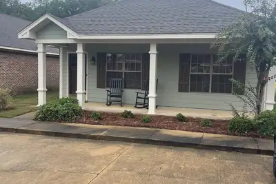 Image de Charming 3-bedroom condo in delightful Oxford with Ac, WiFi - Football weekends