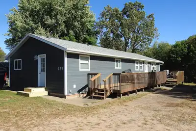 Image de Charming 3-bedroom house on Shell Lake! Right off the Atv / Snowmobile trails.