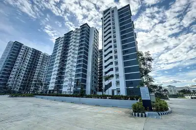 Image de 5-Minute Walk to Sm City Iloilo Cozy Studio Condo w/ Balcony in Iloilo City
