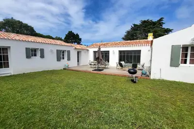 Image de Maison neuve en plein cœur de l'île, à 5 minutes du port et de la plage