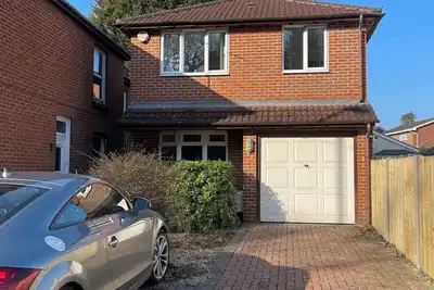 Image de Spacious 3-Bed Detached House - Prime Location nr Southampton Uni and  Hospital