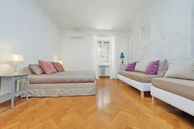 Image de Charm and Style:Gorgeous 2 Bedroom Apartment