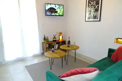 Image de Le Bouchon, Studio de 30 m² climatisé de plein pieds proche de Tournus