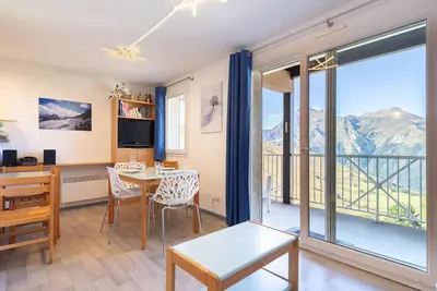 Image de Appartement chaleureux pour 8 personnes proche des pistes