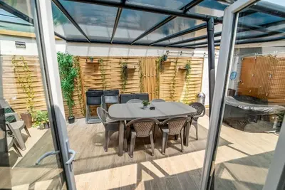 Image de Appart*Terrasse*Park*Jacuzzi