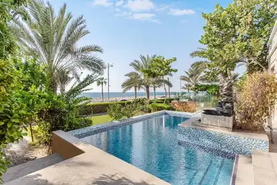 Image de Lavish 5br Villa With Private Pool In Palm Jumeirah