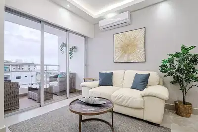Image de Beautiful City Center 1br Condo, Full Ac, Fast Wi-Fi, King Bed, Pool.