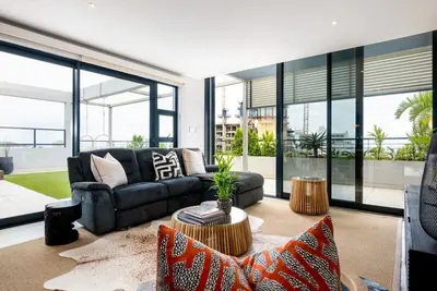 Image de Luxurious Umhlanga Penthouse Beacon Rock 323