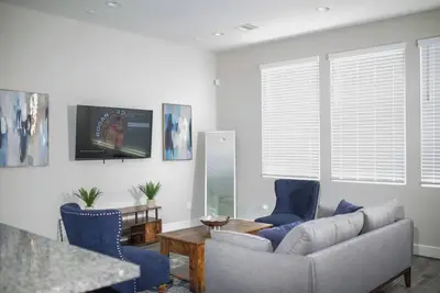 Image de Vacation home just 3 minutes drive to Houston Zoo