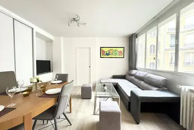 Image de Charmant Appartement 4p Face Tour Eiffel