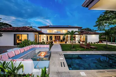 Image de Casa Luz del Mar, Luxury Home.