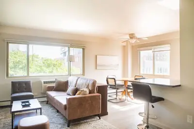 Image de Spacious Renovated 2br Apt Close to Brady St