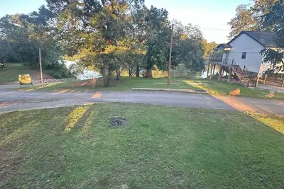 Image de Charming double suite cabin on the Red River near Searcy, Ar