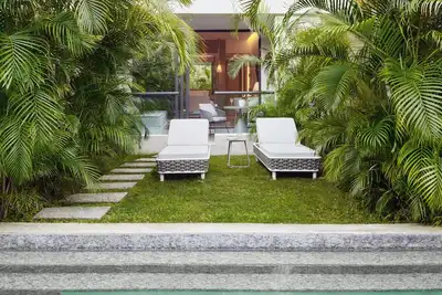 Unwind by the Beach: Tranquility Pool, Private Marina & Multiple Dining Options