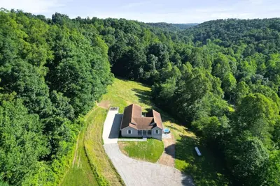 Image de Secluded cabin in Rockbridge Oh